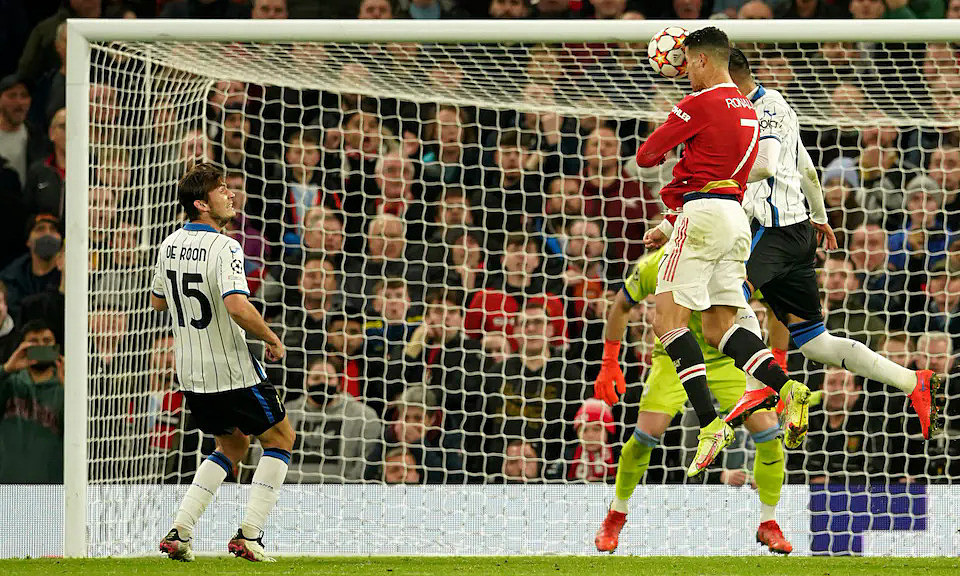 Cầu thủ ghi bàn đầu tiên Cầu thủ ghi bàn đầu tiên